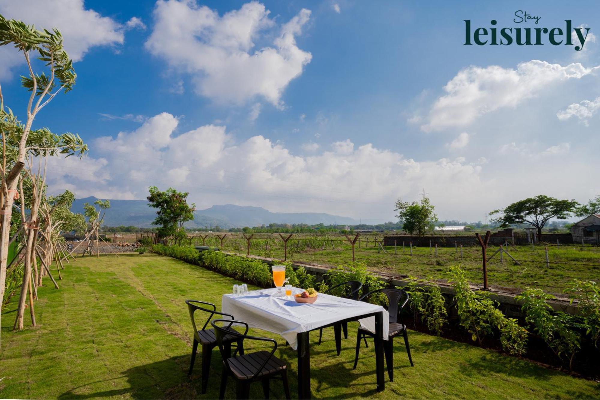 Stay Leisurely - Pavilion By The Hills, Lonavala - Stadium View Rooms Exteriör bild